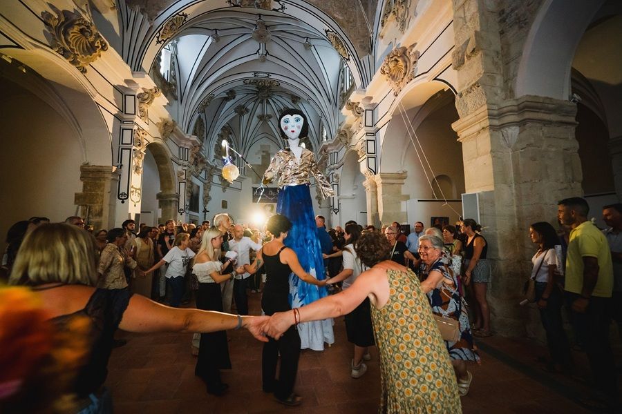 Jérica acoge una nueva Nit de l’Art con 25 propuestas gratuitas de arte, circo, música, danza y performances