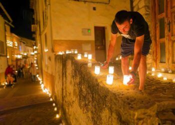 Más de 16.000 velas iluminarán una de las noches más mágicas de agosto en este pueblo de Castellón