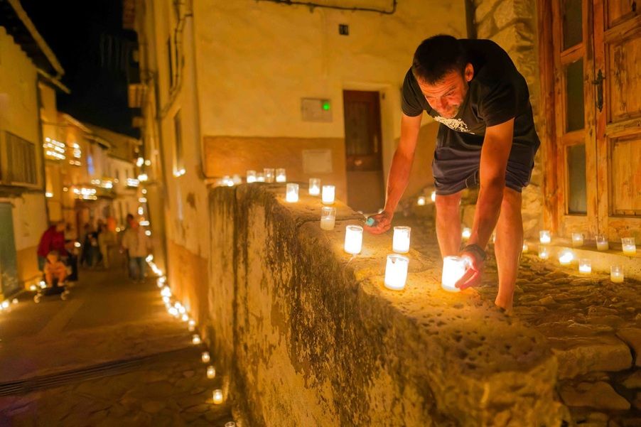 Más de 16.000 velas iluminarán una de las noches más mágicas de agosto en este pueblo de Castellón