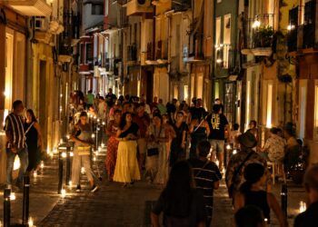 Sant Joan d’Alacant brillará de nuevo con 20.000 velas en una de las noches más mágicas del verano