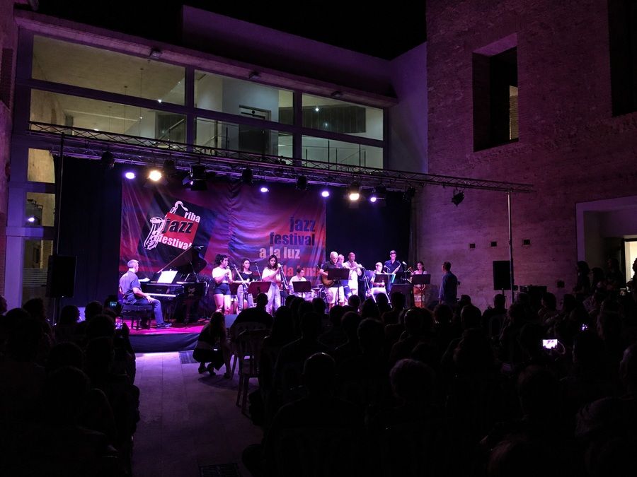 El Castillo de Riba-roja acoge tres noches de jazz y blues con una nueva edición de RIBAJAZZ
