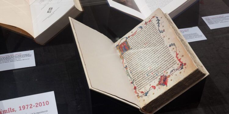 Una exposición gratuita en Valencia reúne por primera vez todas las ediciones del Llibre dels fets de Jaume I