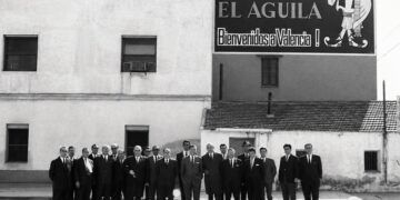 La fábrica de cervezas El Águila de Valencia, un icono desaparecido del Canyamelar