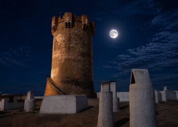 Paterna vuelve a iluminar sus noches de verano con las visitas guiadas gratuitas «A la lluna de Paterna»