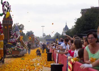 El Ayuntamiento de Valencia abre el plazo para apuntarse al sorteo de los palcos de la Batalla de Flores 2026