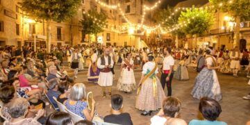 Las Fiestas de Sant Agustí de Bocairent 2026 llegan con danses, cabalgata, correfocs, pirotecnia y decenas de actividades
