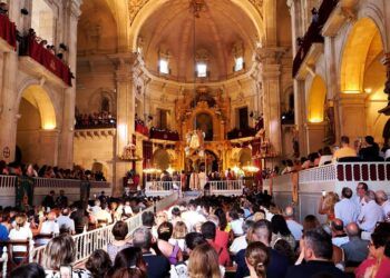 Fiestas de Elche 2026: programa completo de las Fiestas de Agosto, conciertos, Nit de l’Albà y Misteri d’Elx