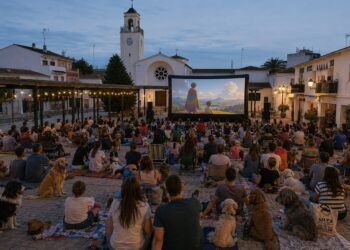 Solo por un día: cine de verano gratuito en Valencia para ir con perros