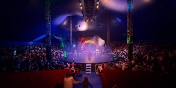 Dos circos llegan a Gandia este mes de agosto: Fofito y El Circo del Miedo compartirán una gran carpa climatizada