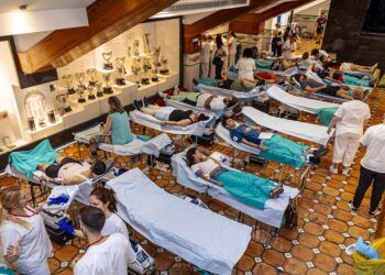 El Valencia CF regala entradas para el Trofeu Taronja 2026 a quienes donen sangre en Mestalla