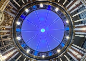 El Real Colegio de las Escuelas Pías de Valencia vuelve a abrir sus puertas para descubrir su espectacular cúpula