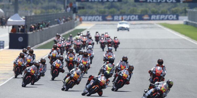 El Campeonato de España de Superbike vuelve a Cheste con 18 carreras y entrada gratuita este fin de semana