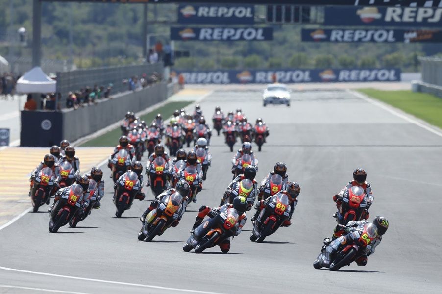 El Campeonato de España de Superbike vuelve a Cheste con 18 carreras y entrada gratuita este fin de semana