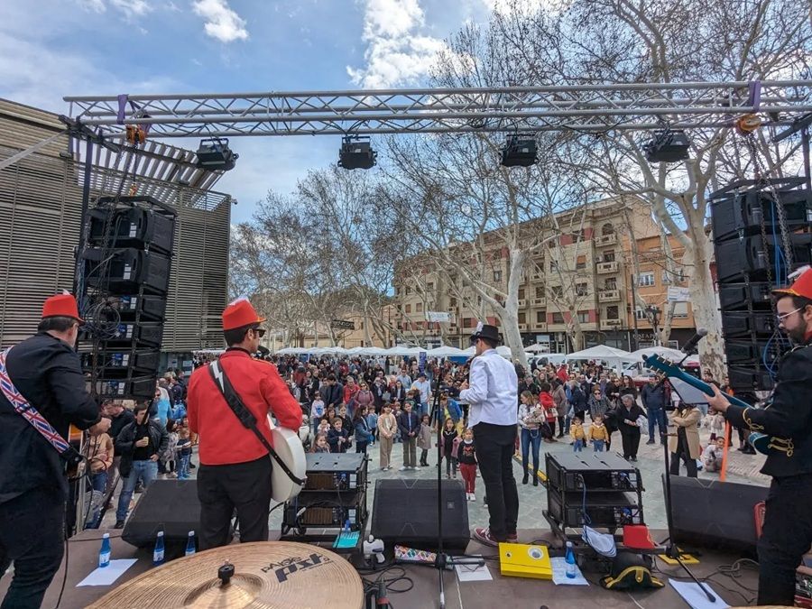 Cultura als Barris 2026 programa más de 100 actuaciones culturales gratuitas en 24 barrios de Valencia