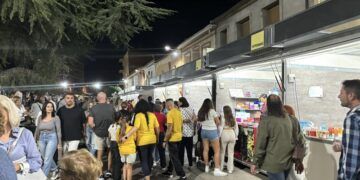 Montserrat da la bienvenida al mes de octubre con una nueva Feria del Vermut llena de gastronomía, música, artesanía y actividades