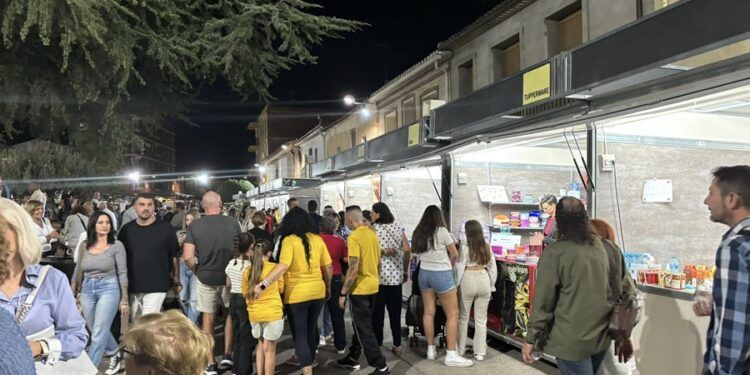 Montserrat da la bienvenida al mes de octubre con una nueva Feria del Vermut llena de gastronomía, música, artesanía y actividades