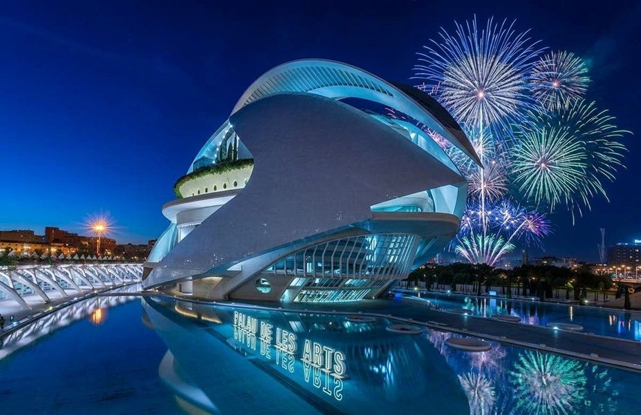 Valencia se prepara para cinco intensos días de pólvora con 11 espectáculos pirotécnicos y un show de drones