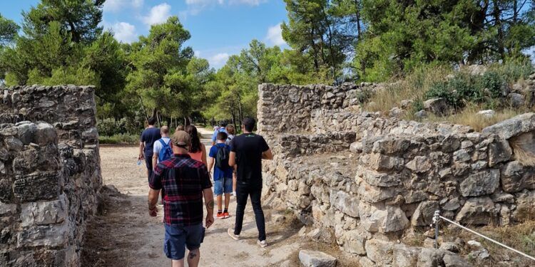La Bastida de les Alcusses abre sus puertas de manera gratuita este mes de septiembre para viajar 2.500 años en el tiempo