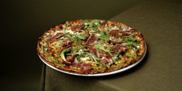 Una pizzería 100% sin gluten conquista Valencia con una masa a base de mijo, quinoa y agua