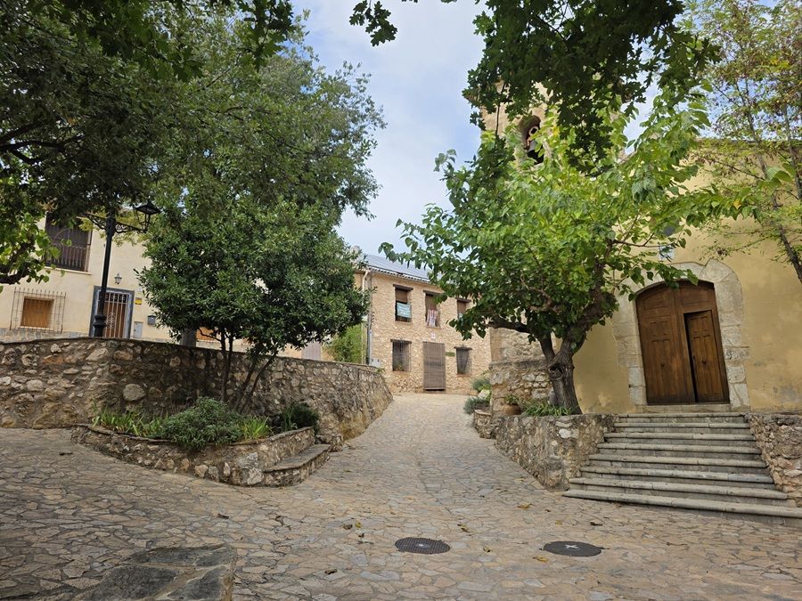 La ruta de las pedanías de Muro de Alcoy, un sencillo recorrido entre campos, pequeños pueblos y patrimonio rural