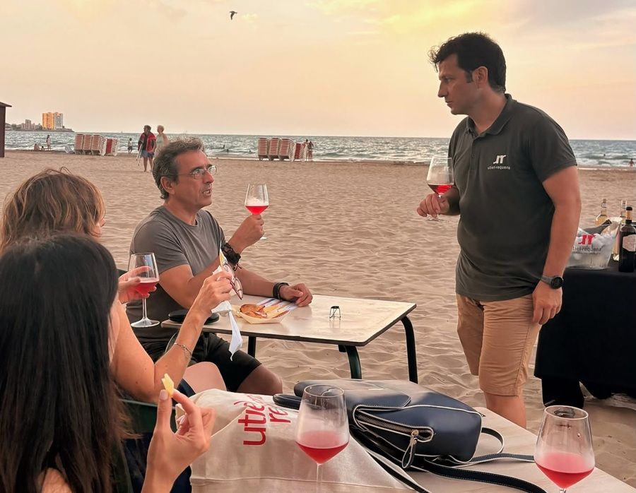 VINEVENT llega a Gandía con cuatro planes para disfrutar del vino DO Utiel-Requena junto al Mediterráneo