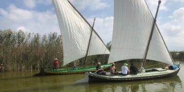 La vela latina toma El Palmar este fin de semana con una exhibición de embarcaciones tradicionales y una jornada de puertas abiertas