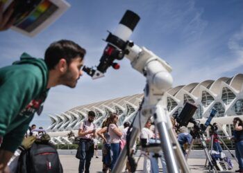 La Ciutat de les Arts i les Ciències invita a mirar al cielo en septiembre con dos observaciones astronómicas