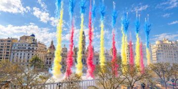 Valencia prepara un 9 d’Octubre muy especial con pirotecnia, moros y cristianos y una procesión única