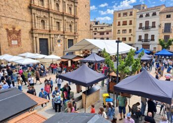 Chelva acoge la Feria del Alto Turia con productos locales, catas, música, visitas guiadas y gastronomía popular