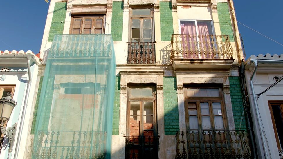 Imagen de una escena de "Calle de los Ángeles", rodada en el Cabanyal.