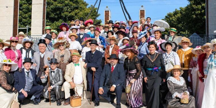 Novelda viajará a su pasado modernista con un gran fin de semana lleno de recreaciones históricas, desfiles, bailes, mercado y visitas guiadas