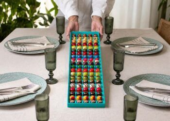 Papúa Chocolates, la bombonería artesana de Valencia que prepara una caja con 100 bombones de todas sus variedades