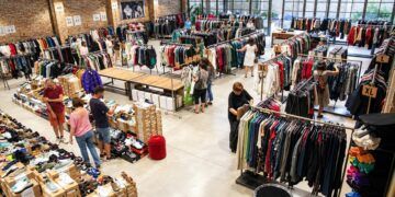 El mercado efímero de moda más grande de Valencia vuelve este otoño con más de 25.000 prendas con hasta un 70 % de descuento