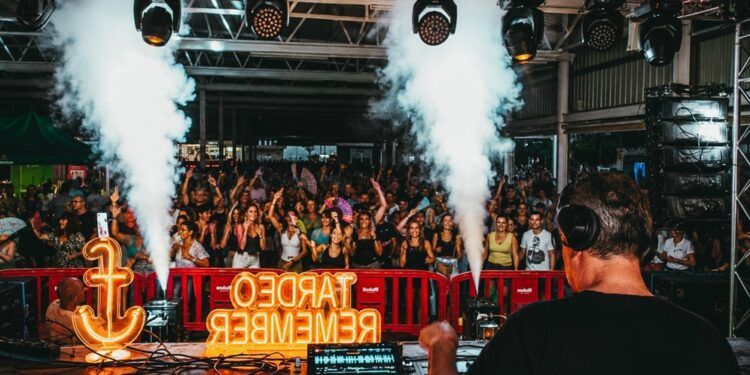 Gran tardeo remember gratuito en Torrent con 9 DJs y actuaciones para bailar los grandes éxitos de los 90 y 2000