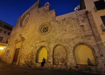 Fachada de la Iglesia de Santa Catalina Mártir recayente en la plaza de Lope de Vega. Foto valenciabonita.es